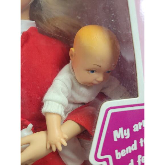 Vintage 1990 The Original Mommy Doll Tootsietoy 19" baby & accessories Blonde - Picture 5 of 10